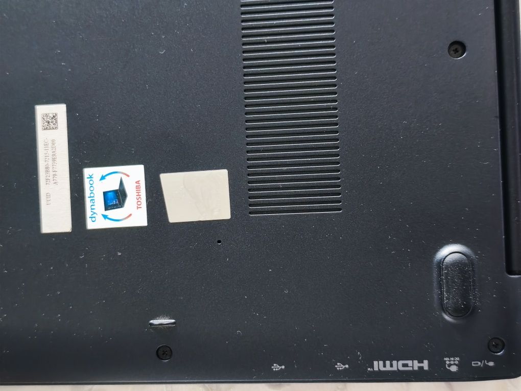 Toshiba laptop Dynabook Satelite Pro c50-j-12c