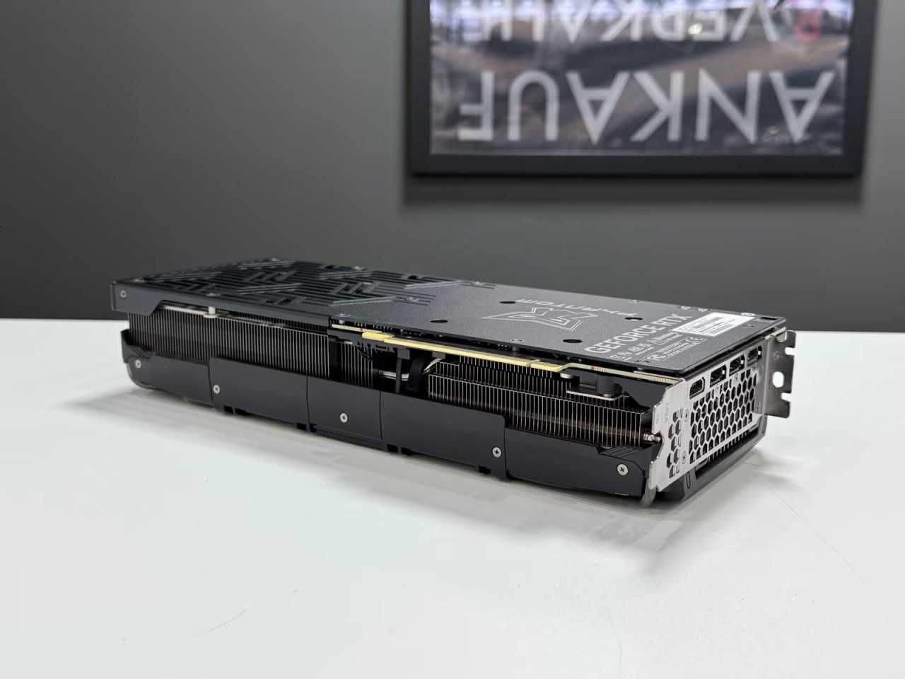 Karta Graficzna Gainward GeForce RTX 4070 Ti Phantom GS 12GB jak nowa