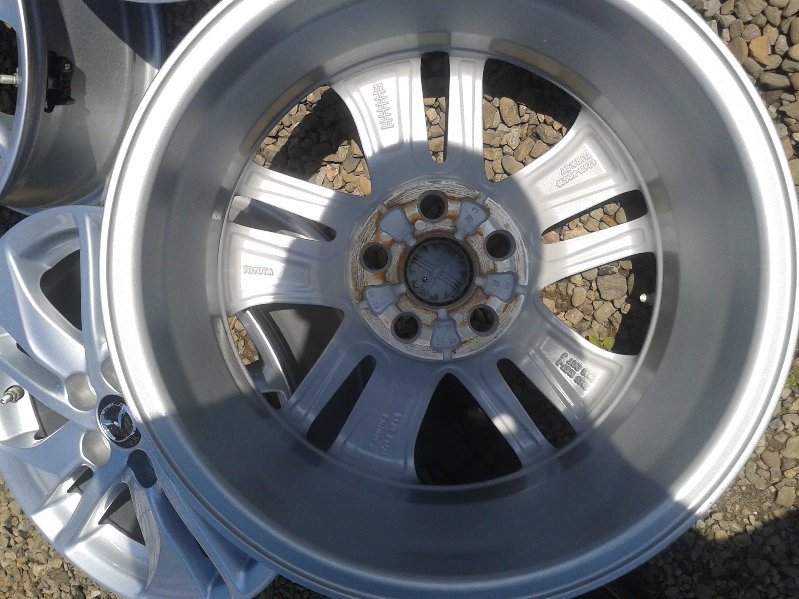 oryginalne r15 felgi toyota yaris nowy model j nowe mielec 5x100 tpms