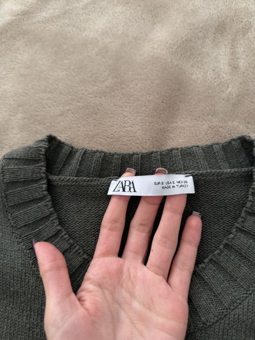 Светр Zara s. Темно-зелений