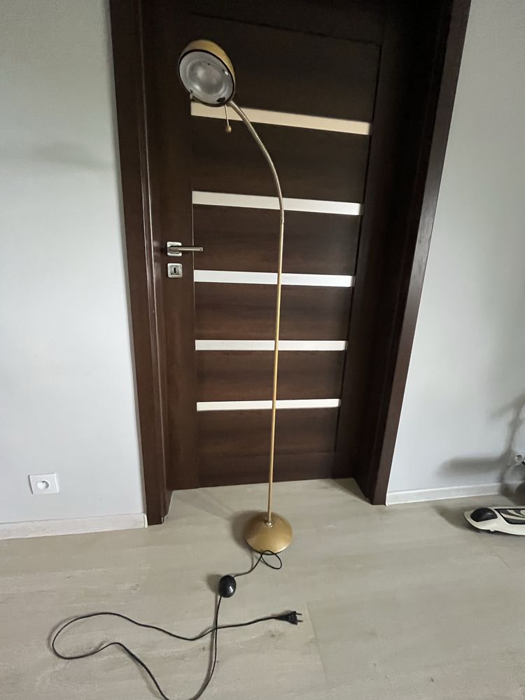Lampa stojąca złota