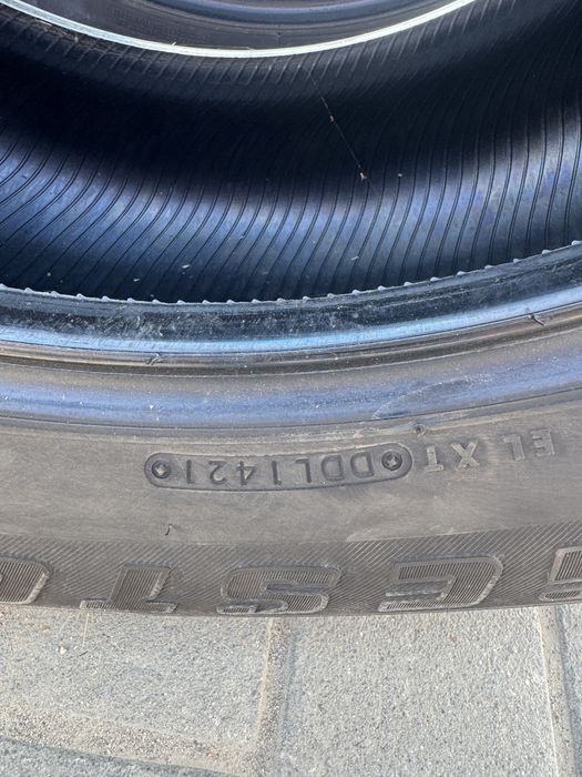 Продам комплект резины