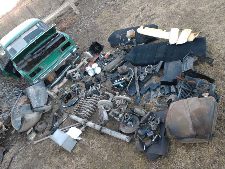 Головка ваз  2106 01 07 запчастини розборка