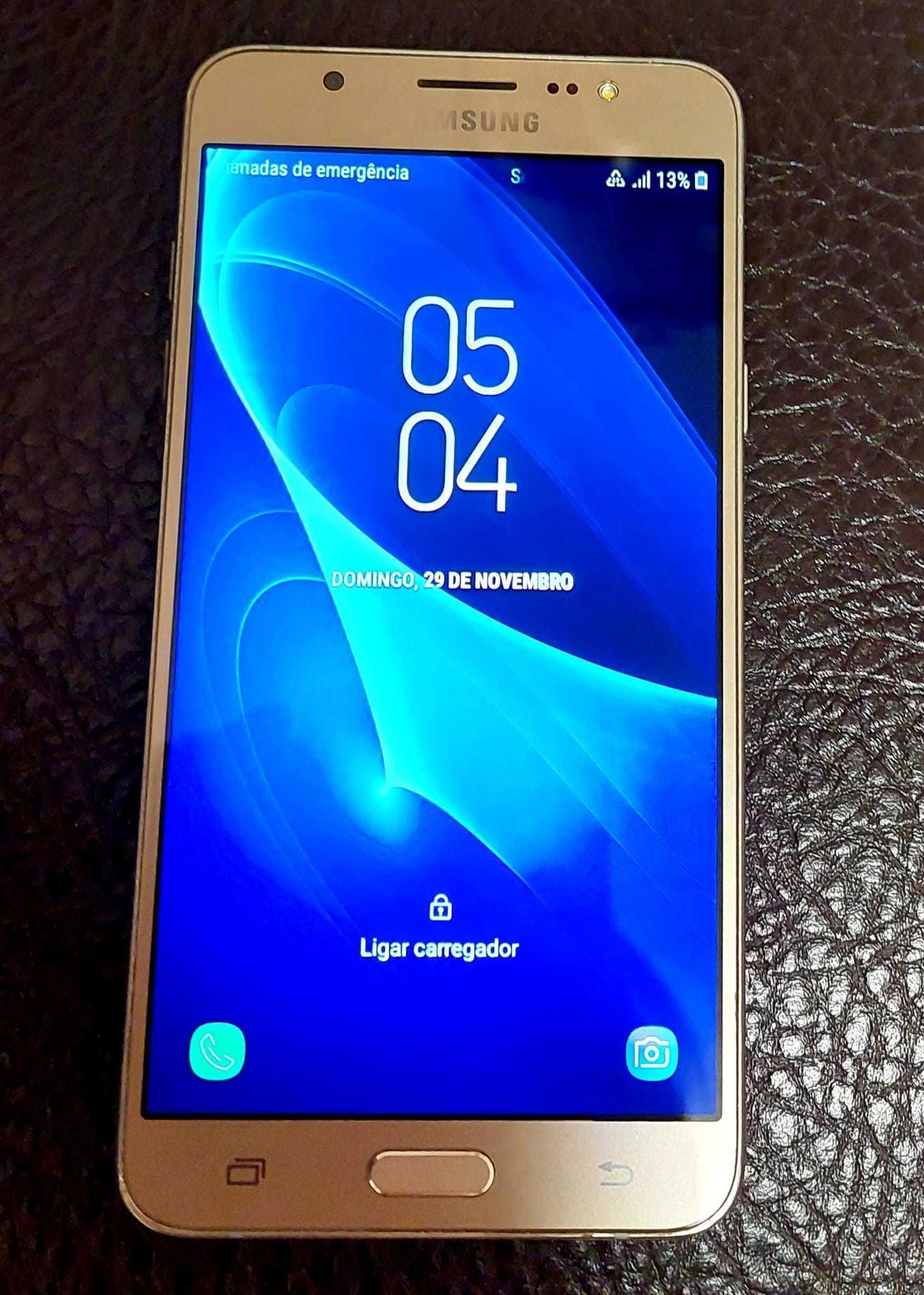 Samsung Galaxy J7