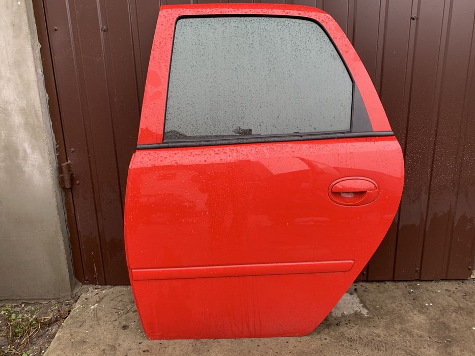 Meriva A drzwi lewy tyl kolor y547 idealne