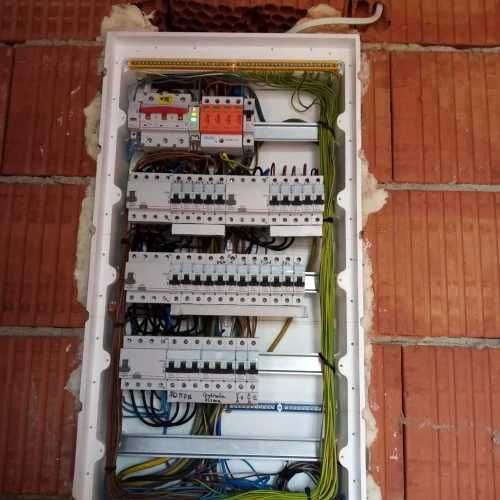 Hydraulik Elektryk  wodno-kanaliz.  c.o. pompy c. Wyburzenie malowanie
