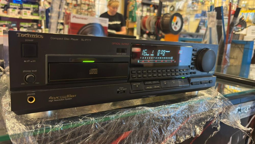 Technics sl-p777