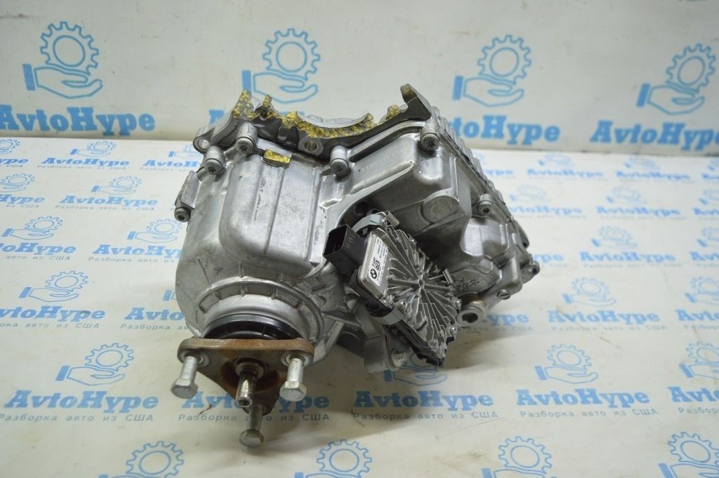 Раздатка BMW X3 G01 18-23 (01) деф. переходной плиты 27109469019