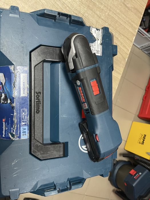 Bosch GOP 18V-28 L-Boxx / безщітковий реноватор Бош