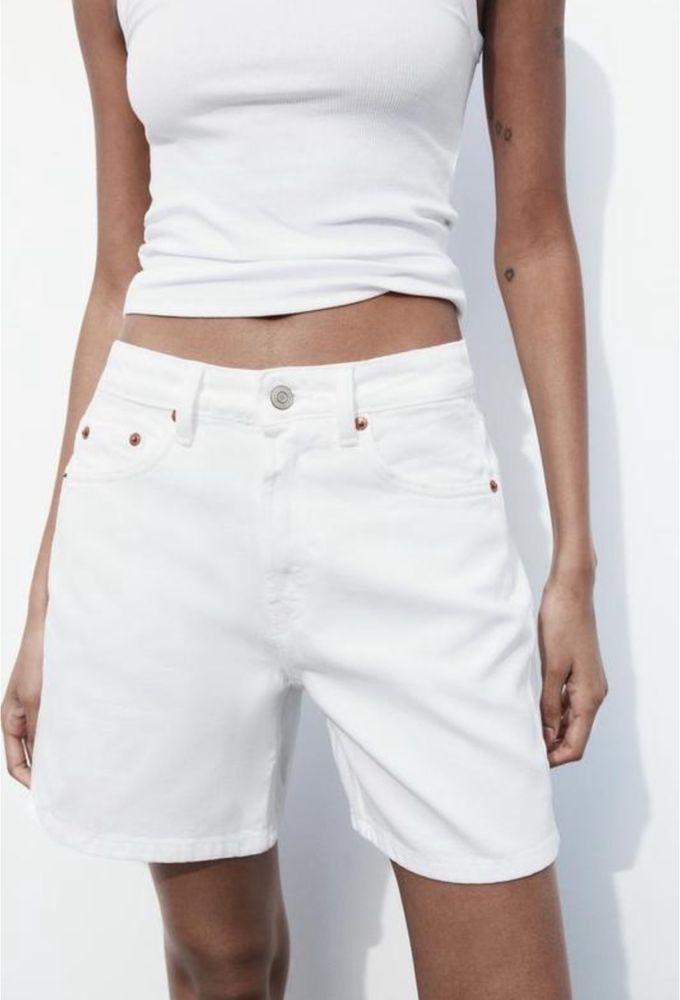 Шорти фірми Zara