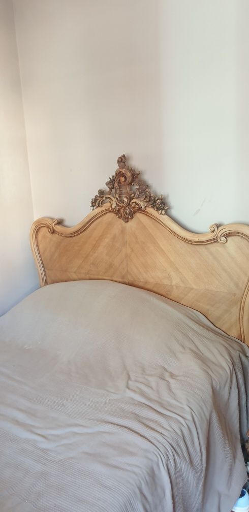 Cama de casal com colchão