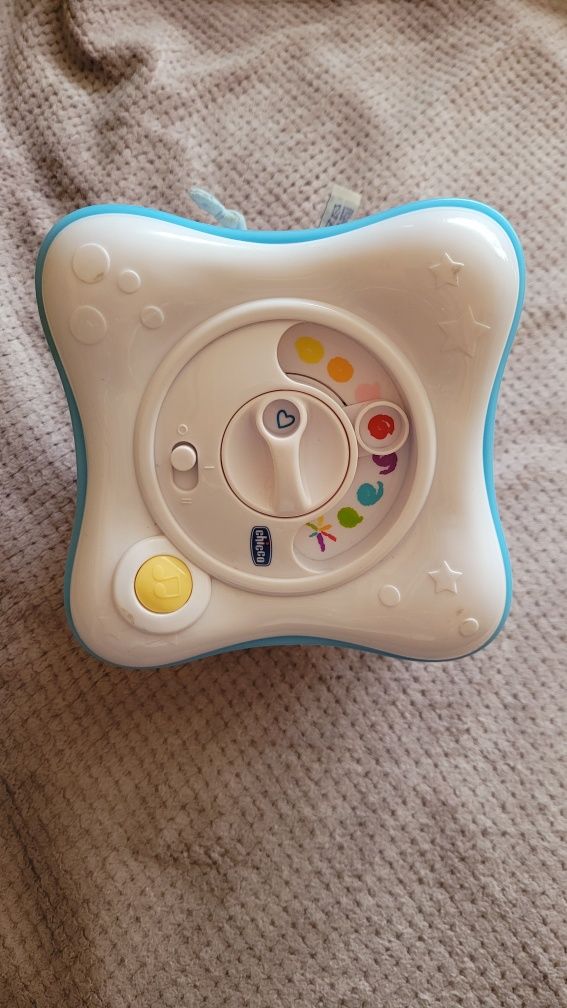 Sprzedam projektor chicco