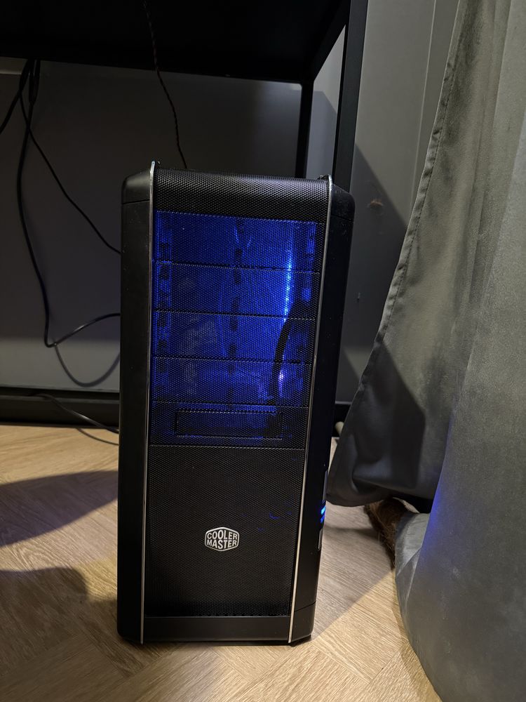 Komputer gamingowy i5-10400F RTX 3060 16GB RAM Monitor 27” + RGB