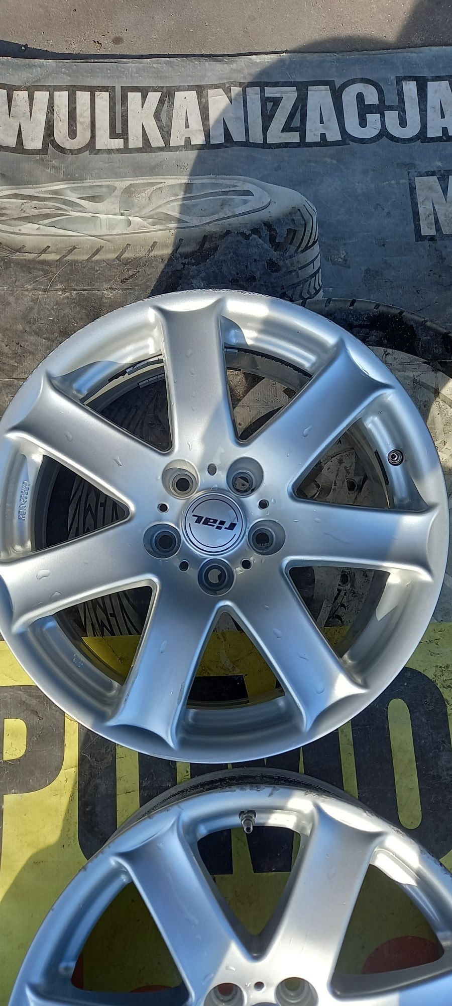 Felgi aluminiowe 17 cali 5x112 Volkswagen  Audi  Skoda Seat  Mercedes