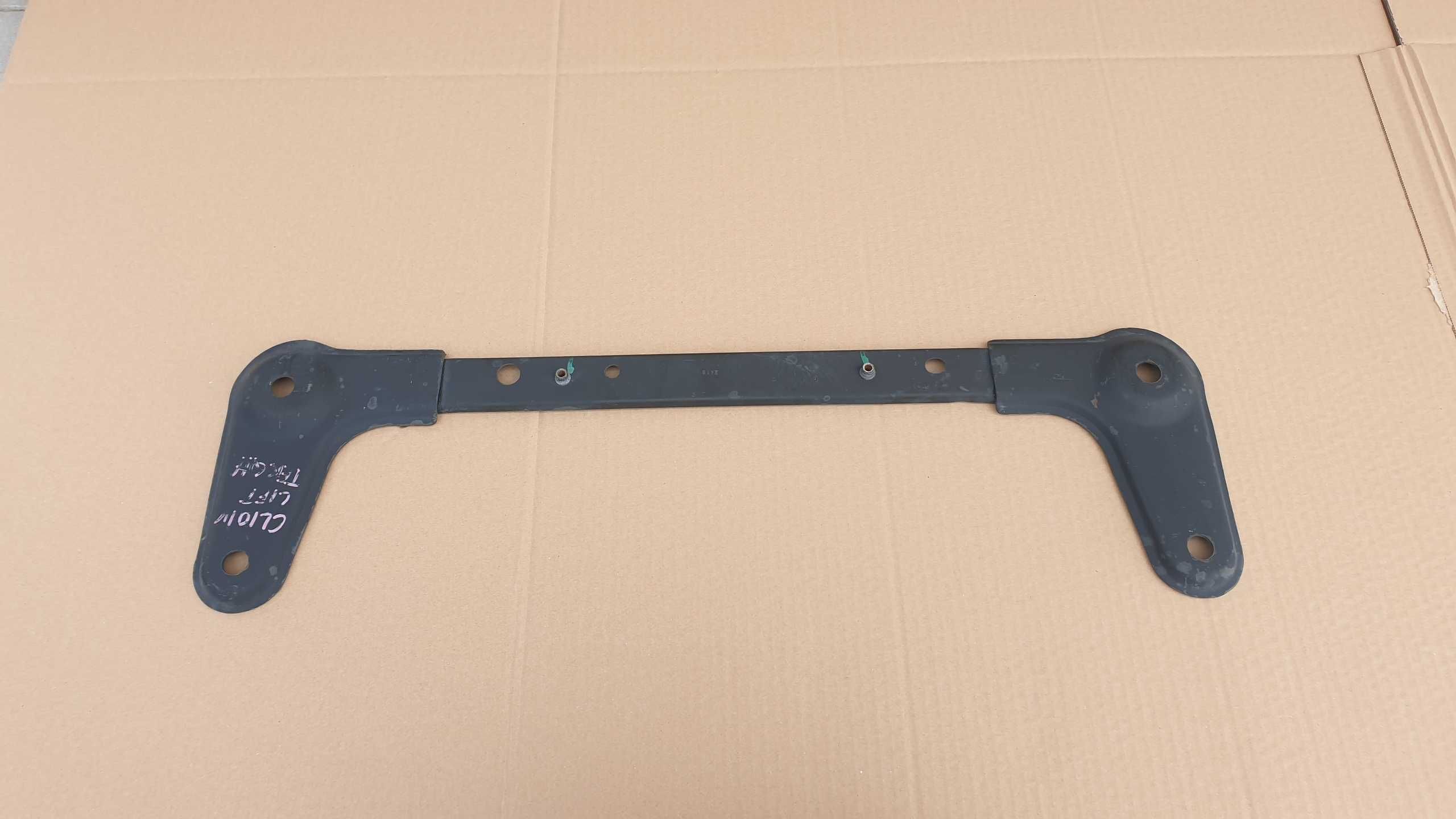 Clio IV 4 belka wspornik pod sanek wózka  1.5 0.9 1.2