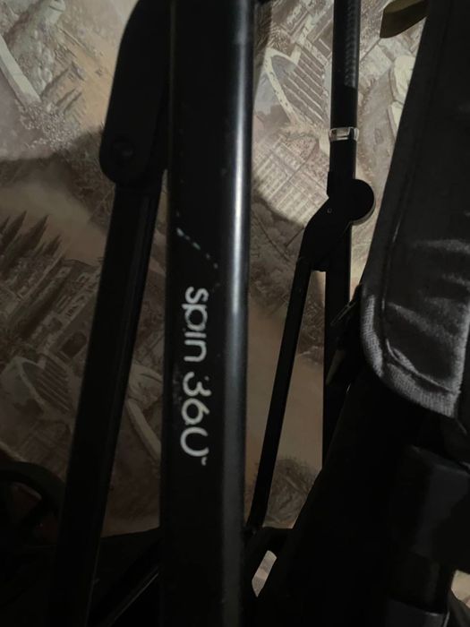 Прогулянкова коляска з реверсивним блоком El Camino Spin 360