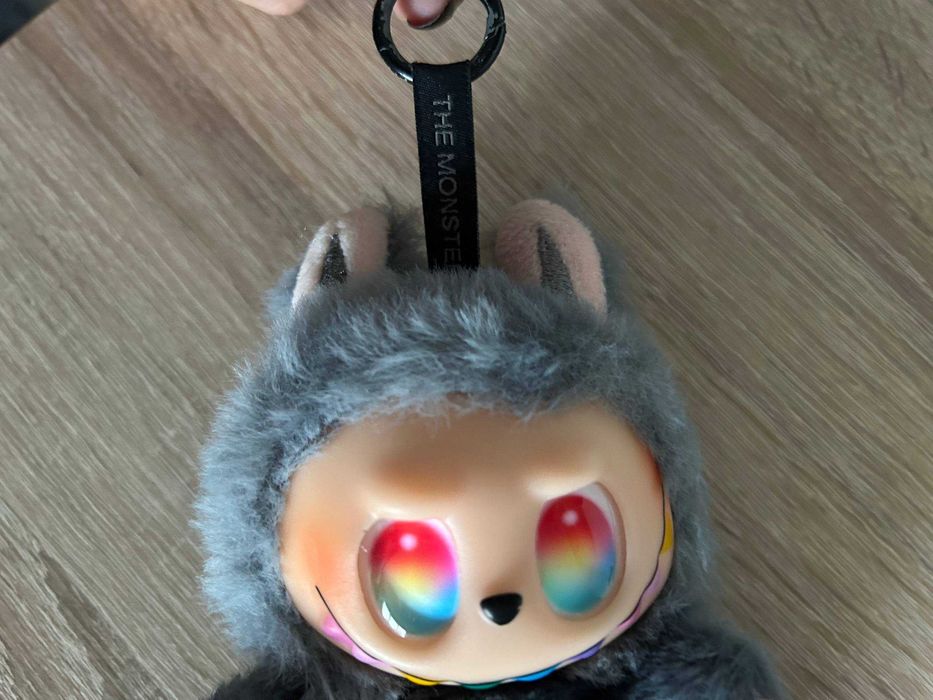 Оригінальна іграшка Лабубу