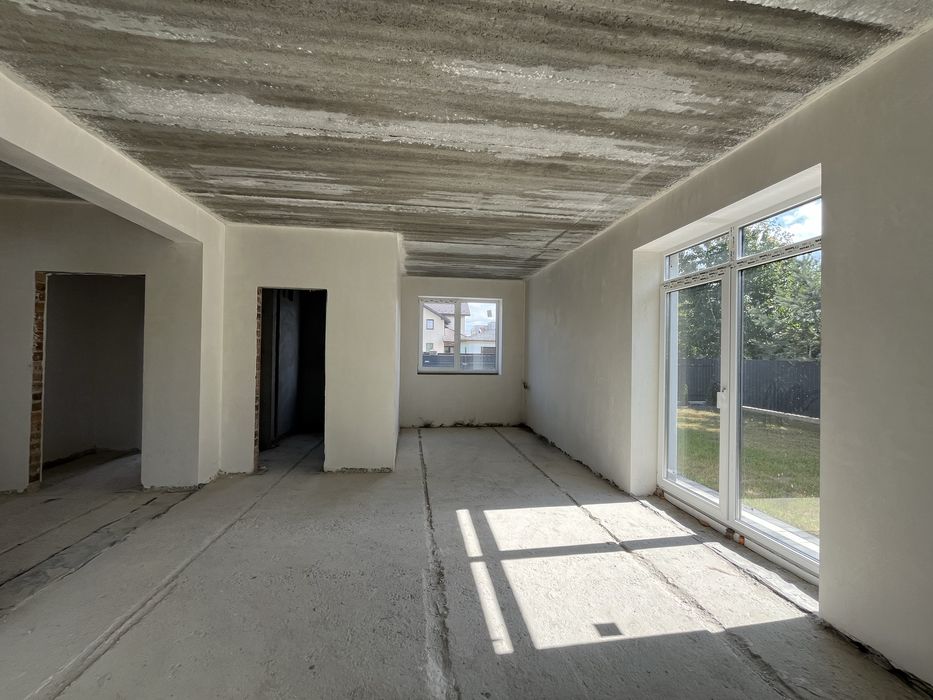 Продається будинок 140 м2 готовий до ремонту. Можливий обмін.