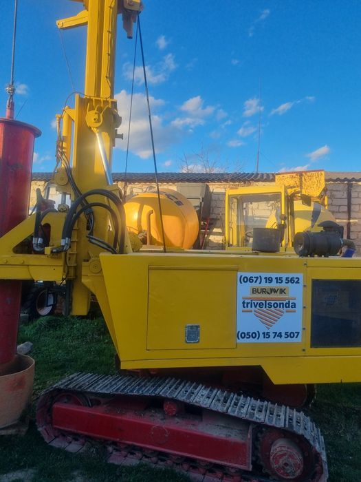 Бурова установка гусенична, trivelsonda, буріння під сваї, Маїт
