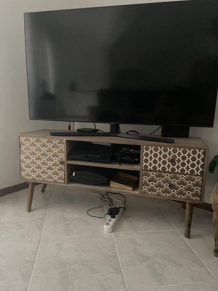 Movel de tv em madeira