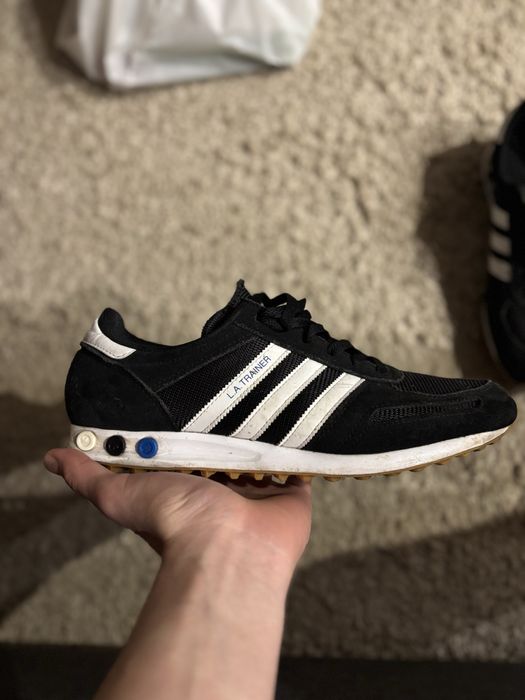 Кросівки адідас…