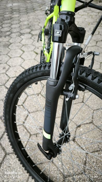 Bicicleta B'Twin Rockrider ST500