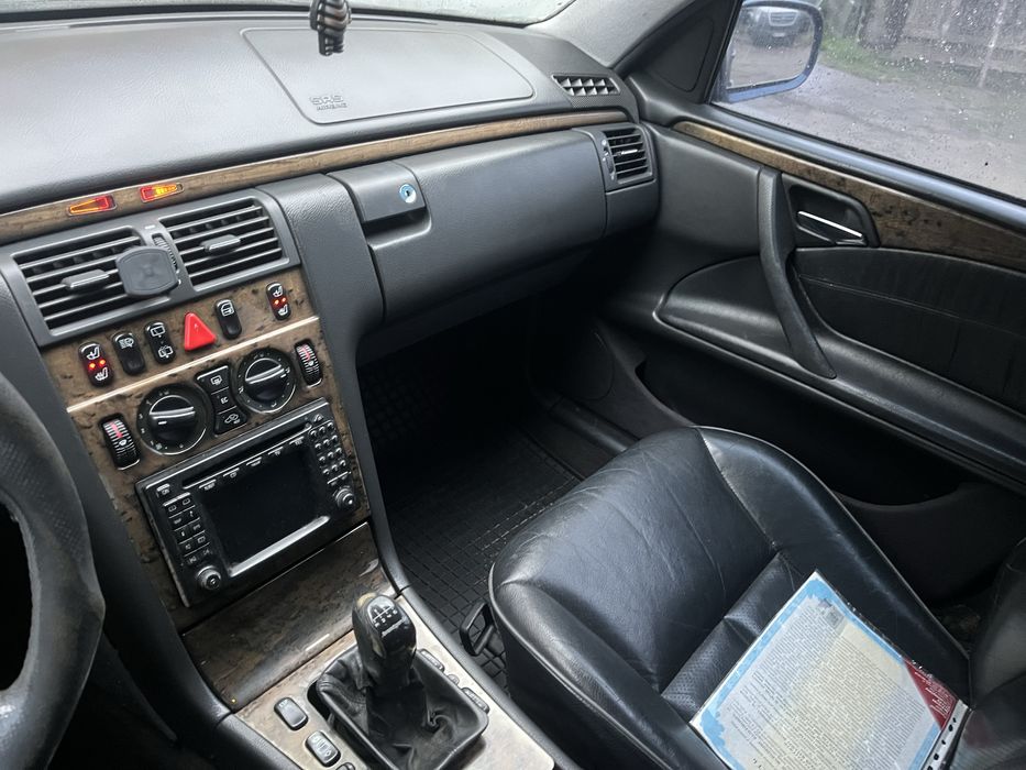 Mersedes E270 w210 2.7CDI Рестайлінг