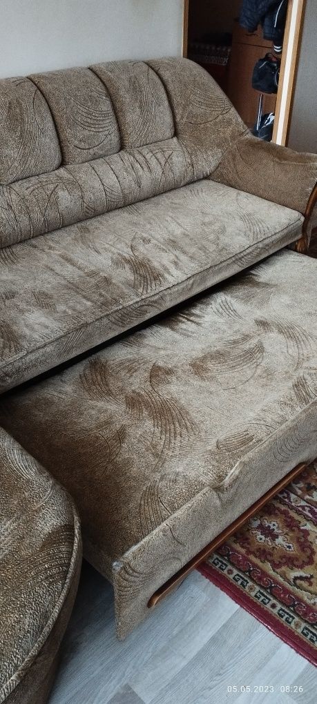 М'який кутовий диван