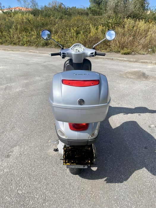 Vendo Vespa LX50