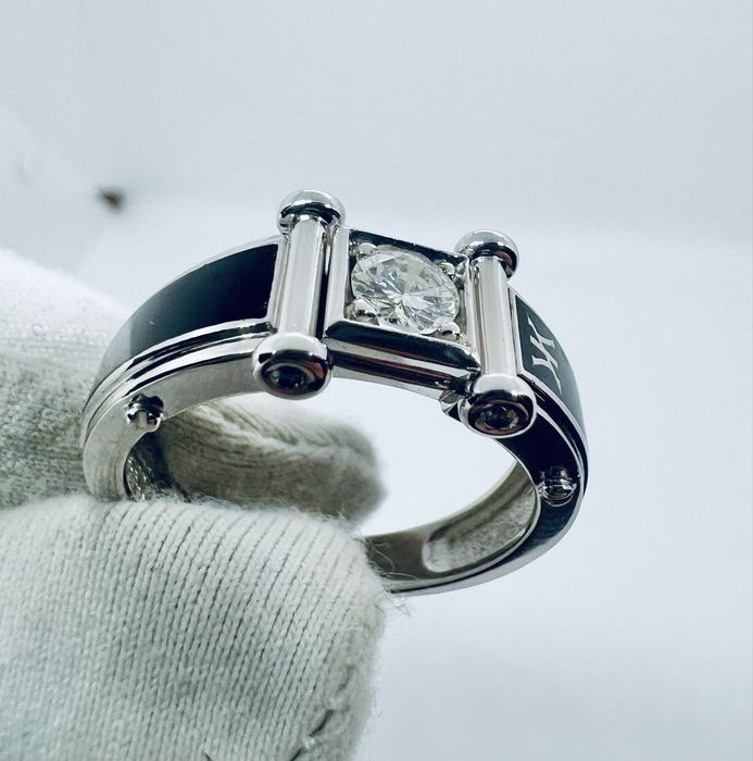 Золота чоловіча каблучка з натуральними діамантами 0.50 карат. Мужская