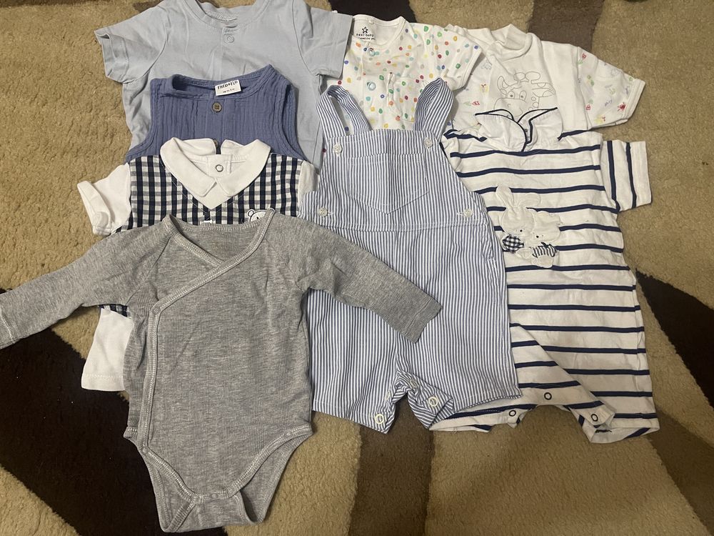Набір одягу для немовлят