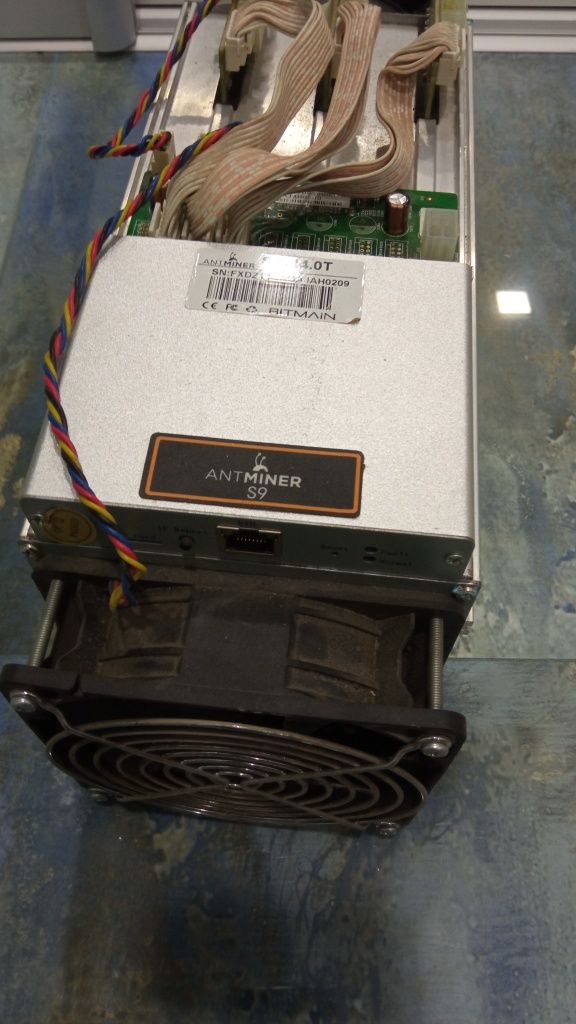 ANTMINER S9     ( BITMAIN S9_14.0T) с блоком питания