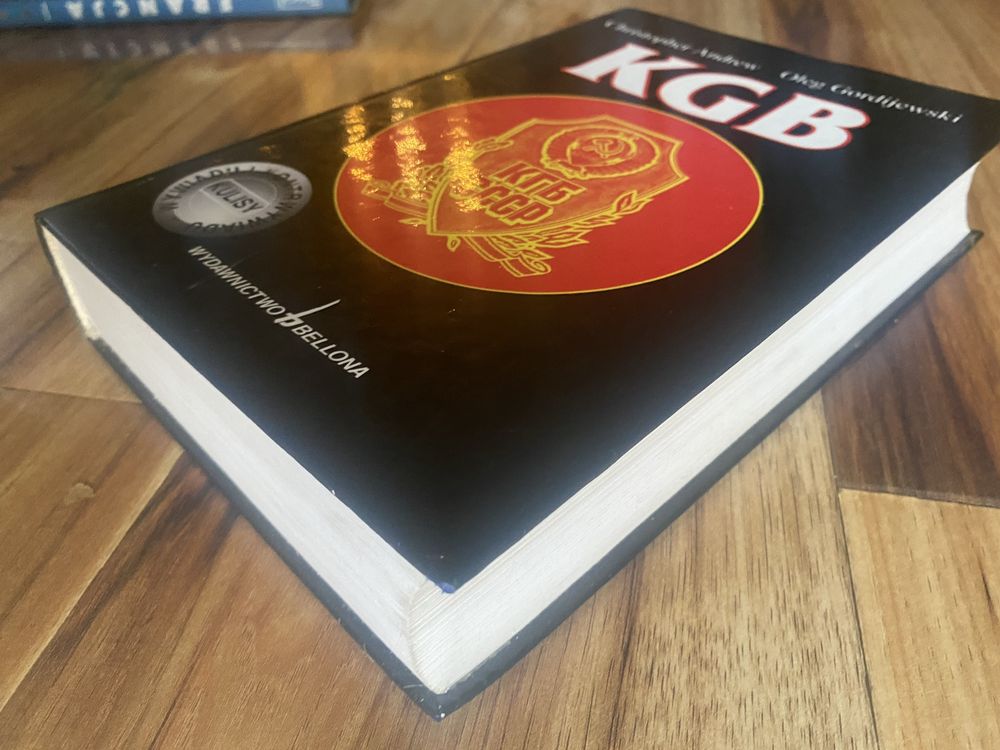 Christopher Andrew, Oleg Gordijewski. KGB