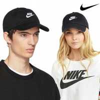 Czapka z daszkiem NIKE uniwersalna czarna bejsbolówka lato unisex