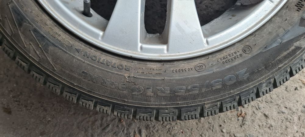 Зима 205/55/16 Nokian 2шт.