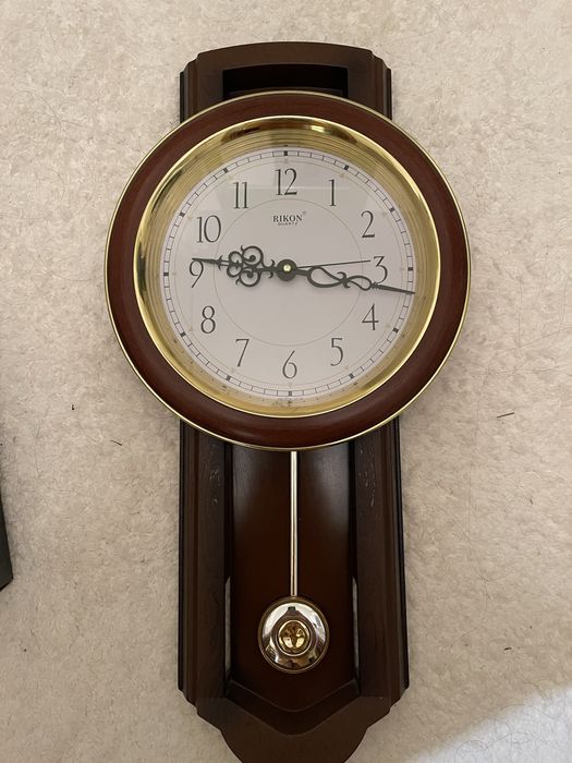 Настенные часы Rikon