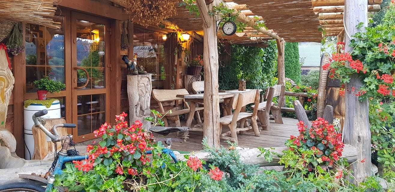 Gościniec nad Sanem to my :) Bieszczadzkie klimaty cały rok.