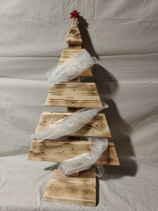 Choinka drewniana ozdobna