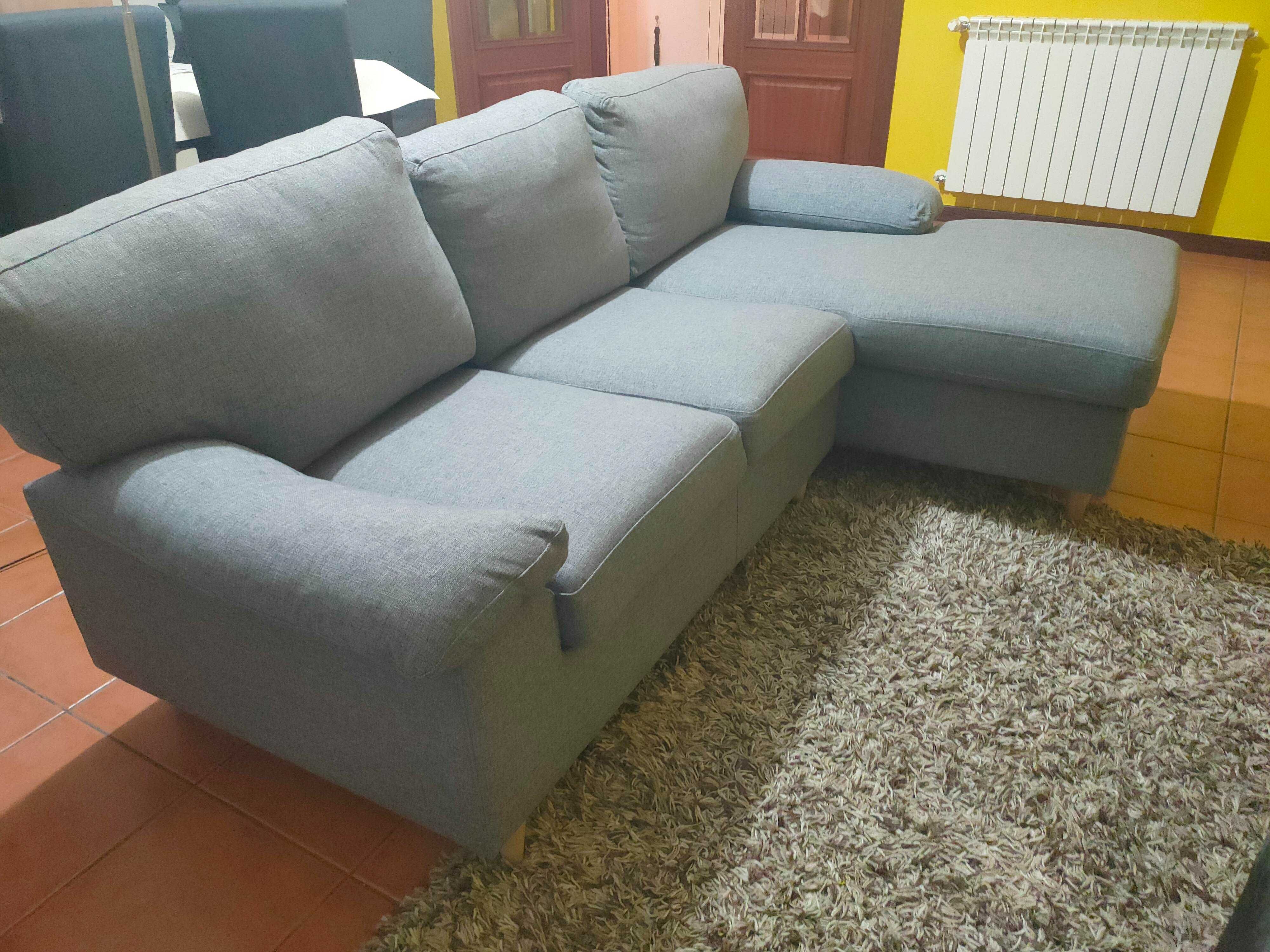 Sofá GEDVED chaise-longue cinzento