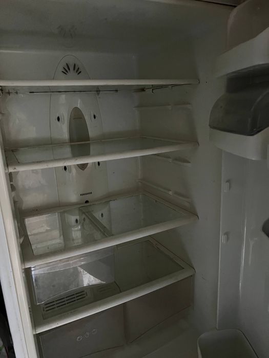 Холодильник продам