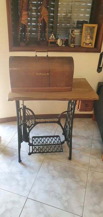 Máquina de costura Singer