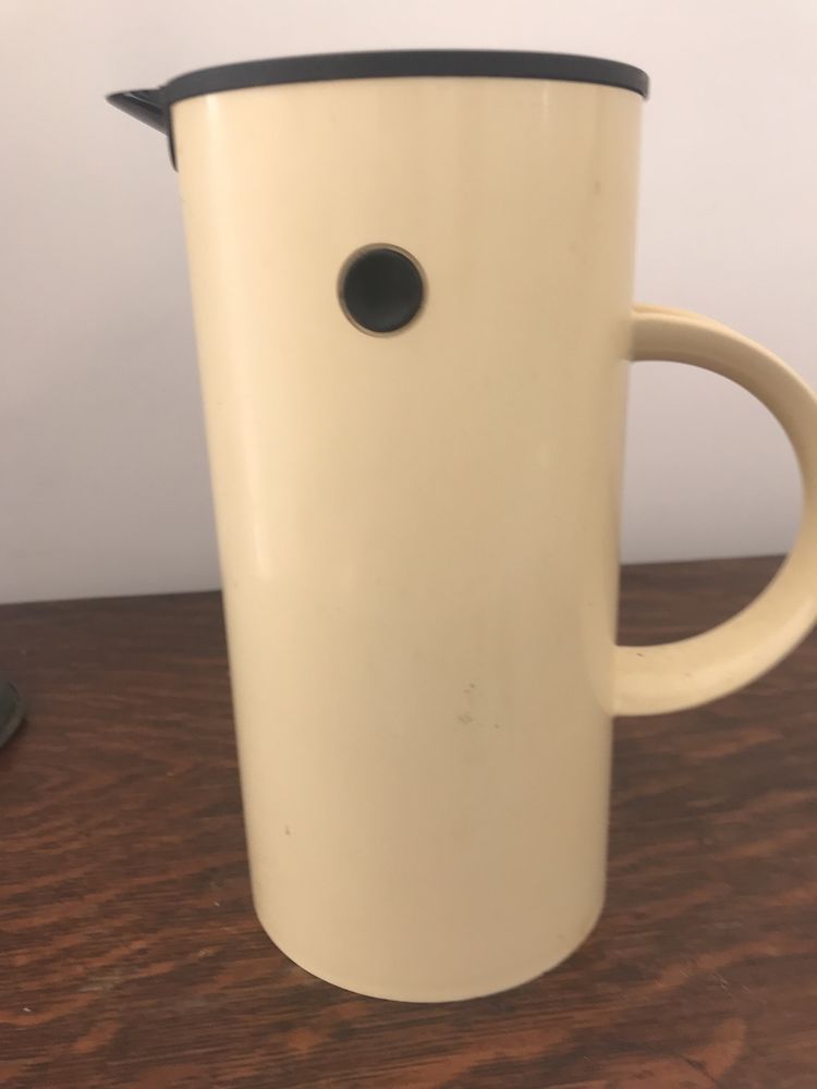 STELTON  garrafa térmica  para café ou chá. Eric  MAgnussen