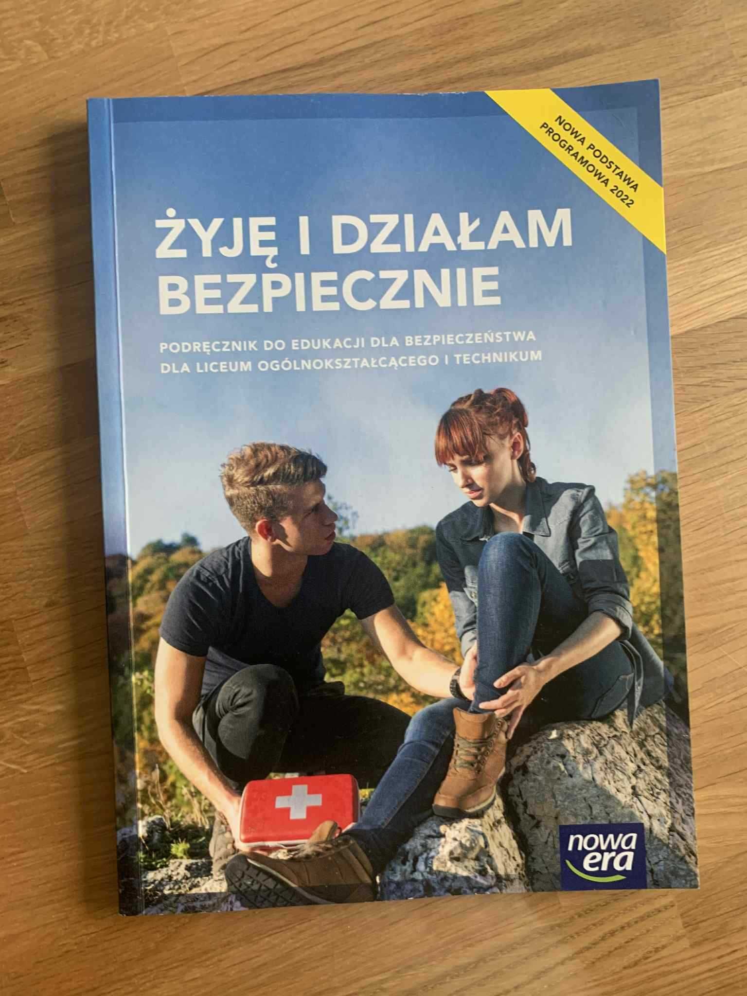 Podręcznik EDB Żyję I Działam Bezpiecznie do 1 Klasy Liceum/Techikum