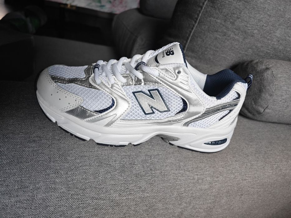 New Balance sneakersy 530 - NOWE, NIEUŻYWANE