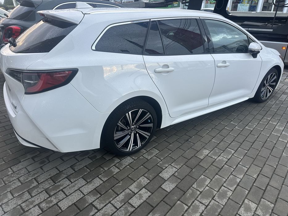 Toyota Corolla Touring Sports