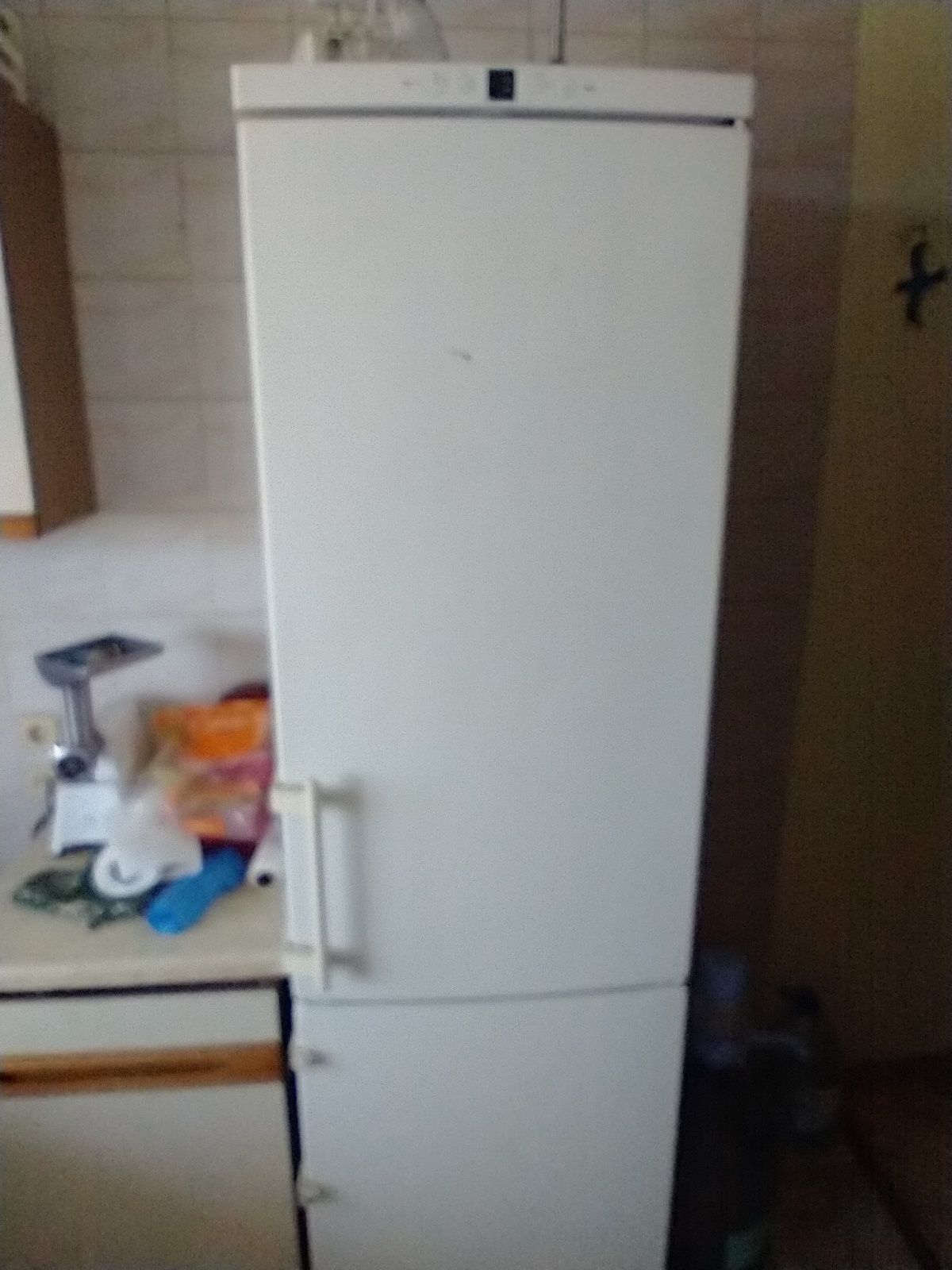 Продам холодильник LIBHERR