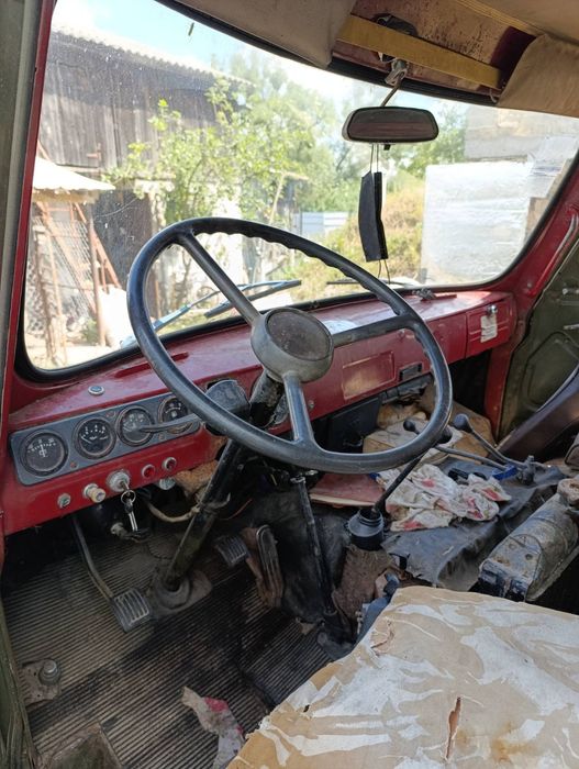 Продам УАЗ бортовий