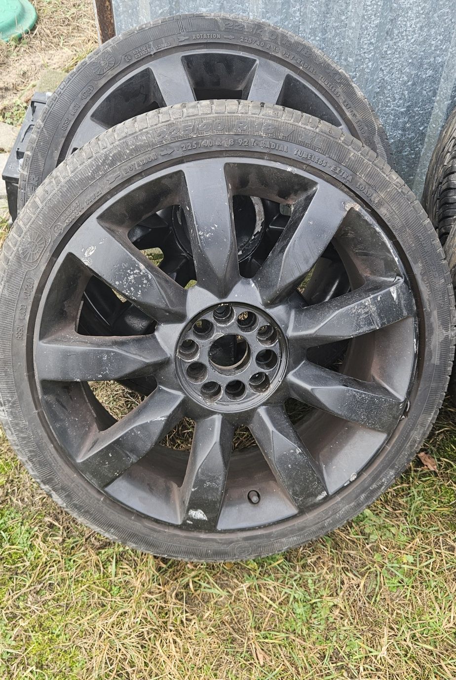 Felgi 18" z oponami letnimi