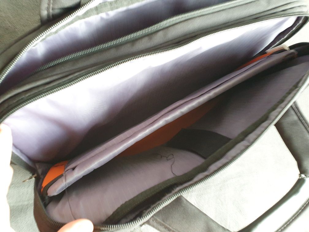 Torba na laptopa 15,6' - Targus Mobile VIP topload