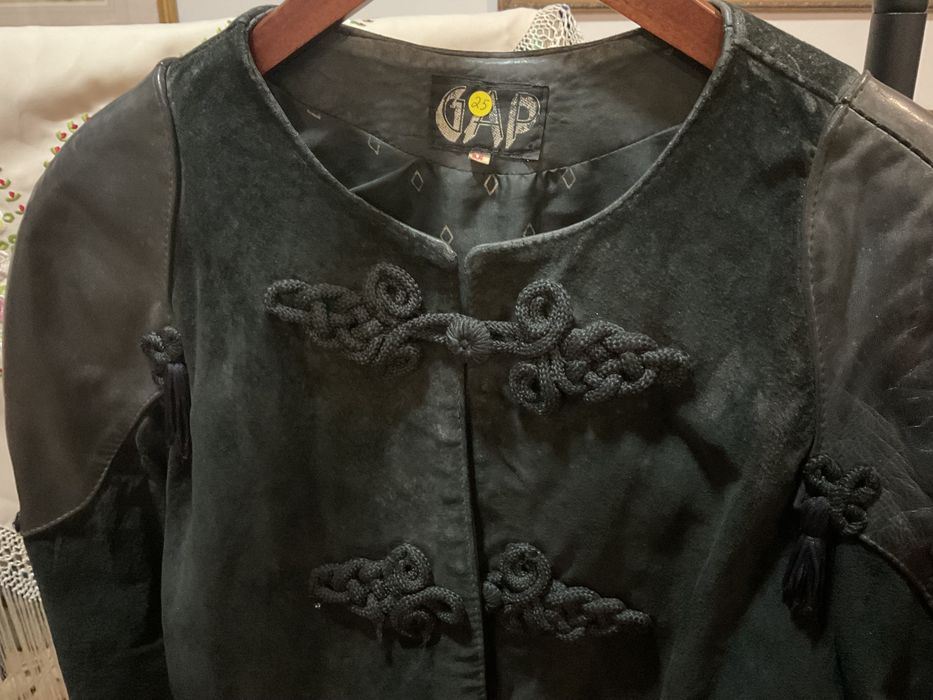 Casaco pele e camurca trabalhado tam M,